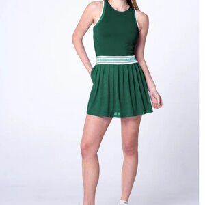 ✨ Lucky in Love Women’s Team Level Up Dress – Green/White, Size M – NWT ✨